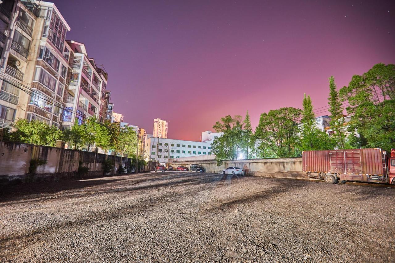Yiwu Boman Boutique Hotel Eksteriør billede